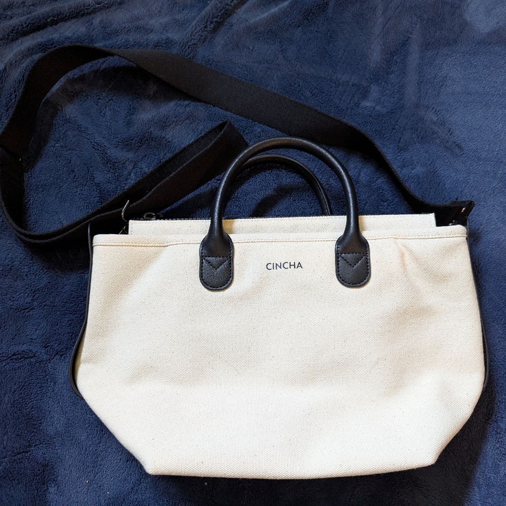 EUC Cincha The Mini Canvas Go-Tote - Cream